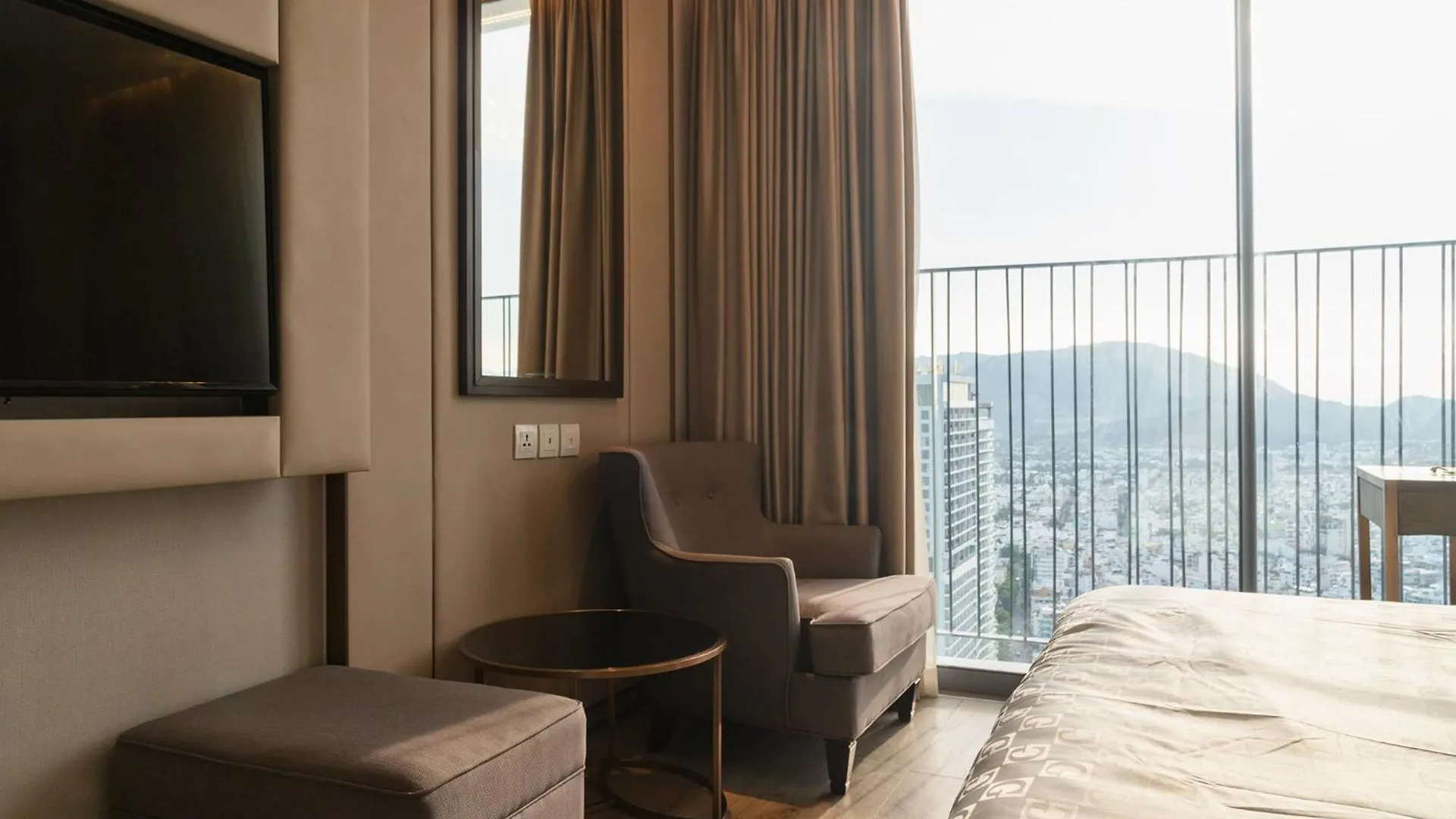 ***** Hotel Your Home Apartment Nha Trang Wietnam